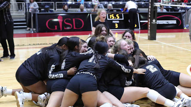 UIL 4A Girls Volleyball Championships Canyon Randall vs Aubrey November 19, 2022 Photo-Michael Horbovetz55